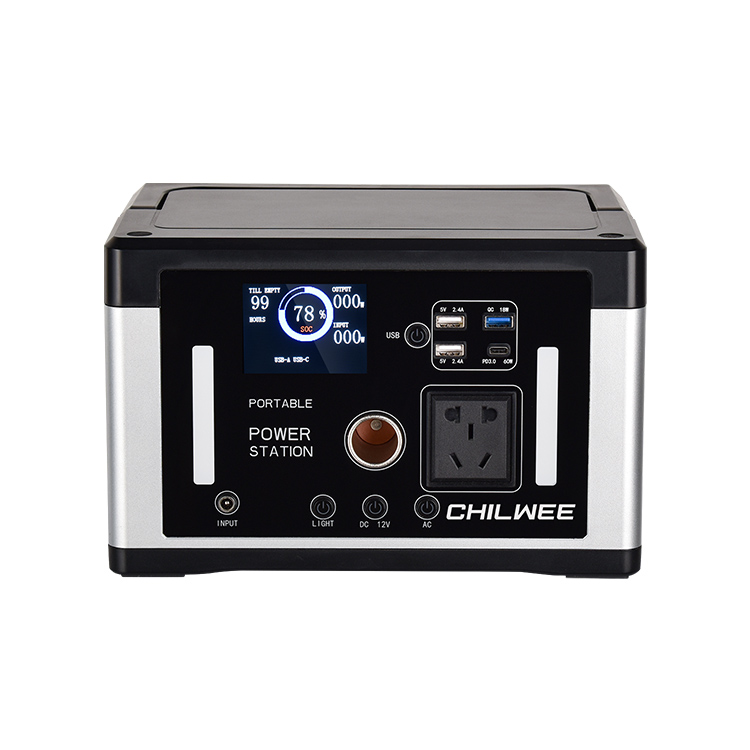 700 W:n asuinenergian varastointilitiumparisto